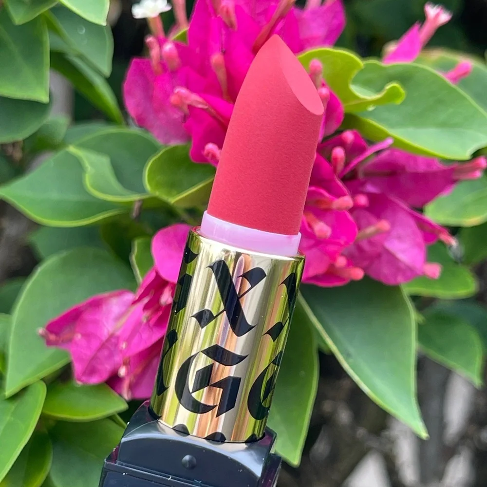 GXVE BEAUTY By Gwen Stefani Matte Lipstick In Original Recipe (Red) - Picture 14 of 15